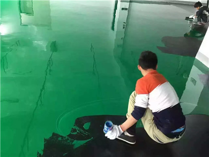 柯城下面给你一份环氧地坪漆施工的完整流程